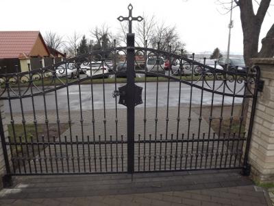 Kovaná brána hřbitov Šitbořice